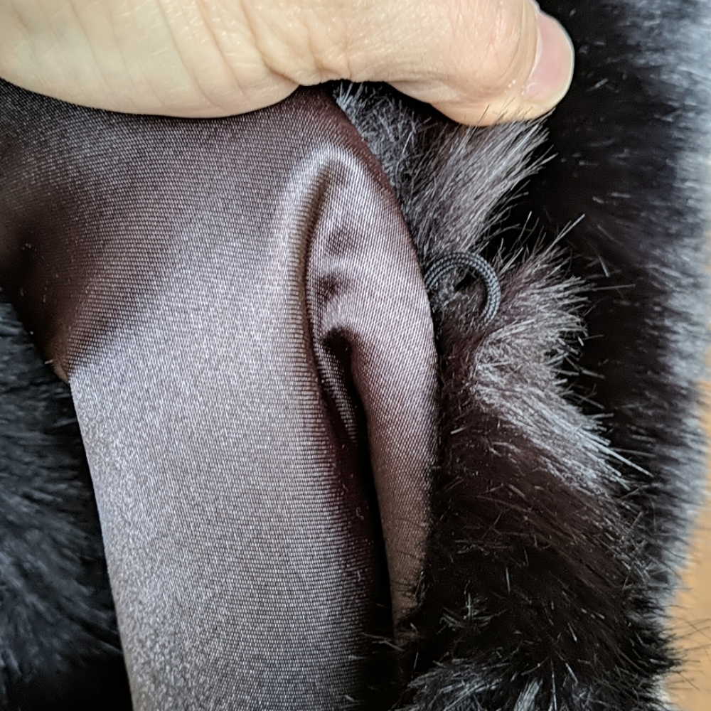 Ashro Faux Fur Stole - Picture 7 of 8